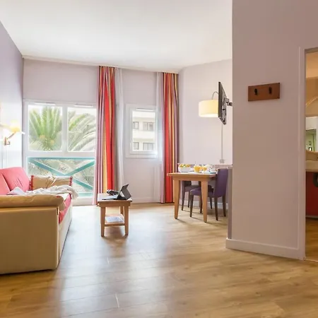 Resort Haguna S4 *